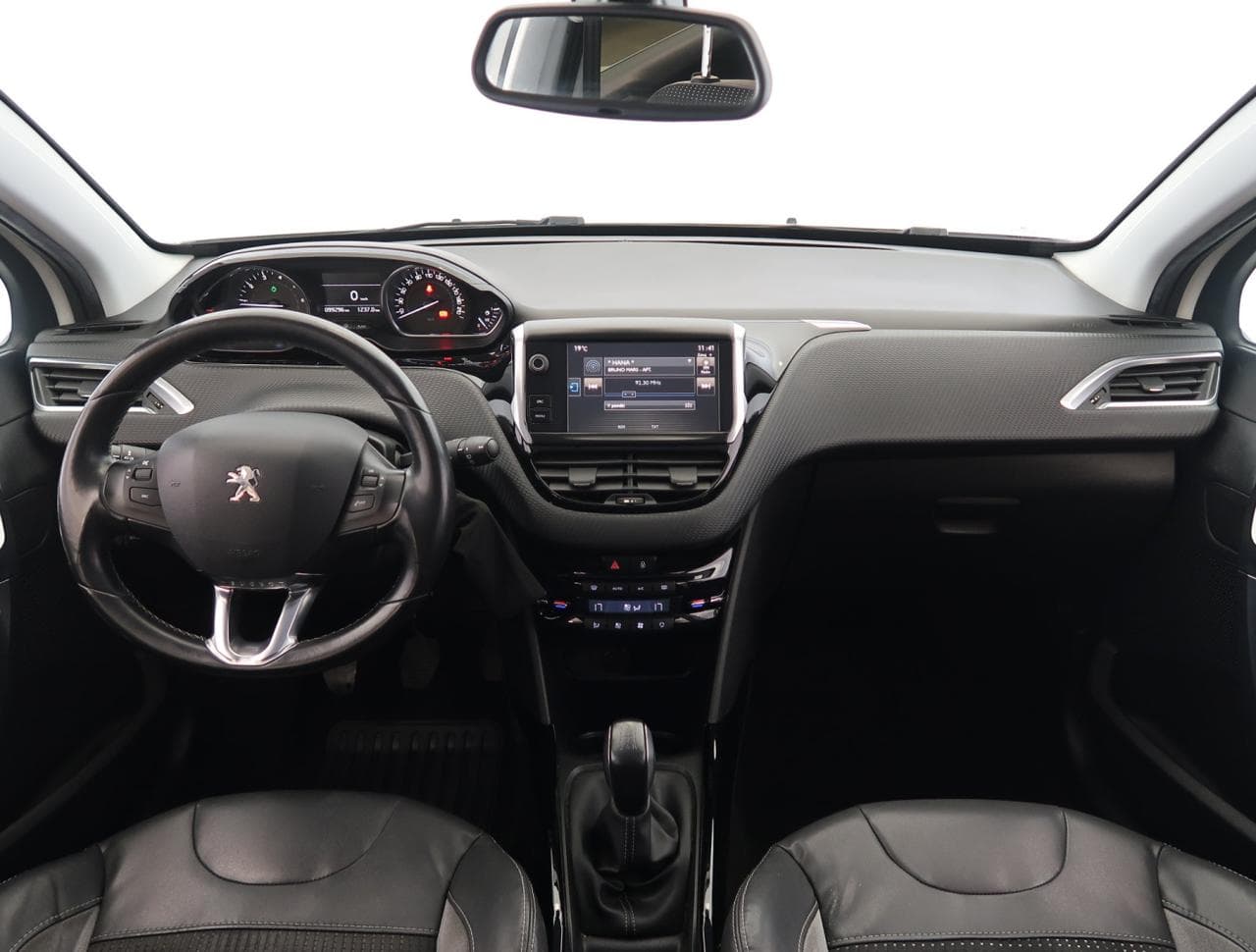2015 Peugeot 2008 - 10