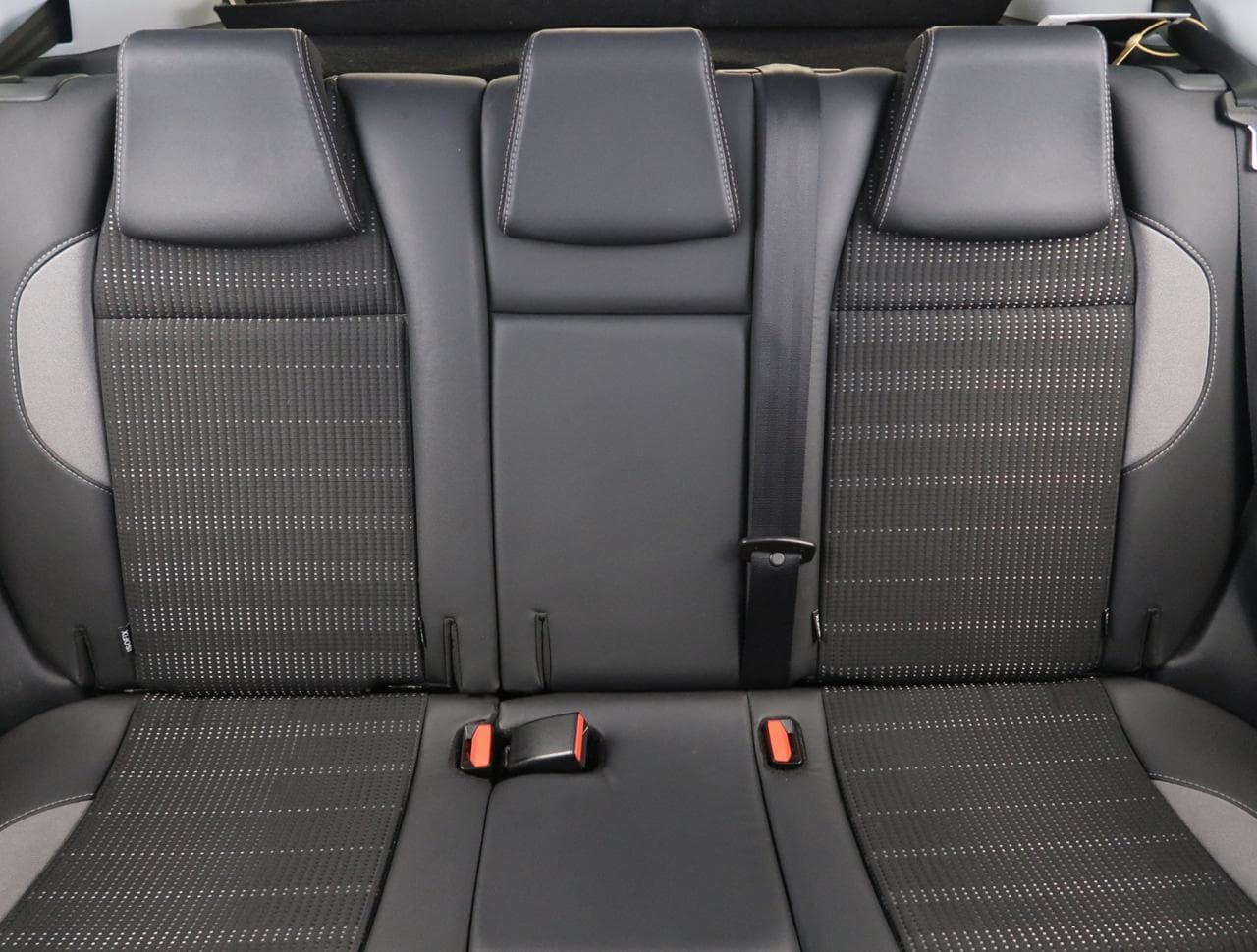 2015 Peugeot 2008 - 14