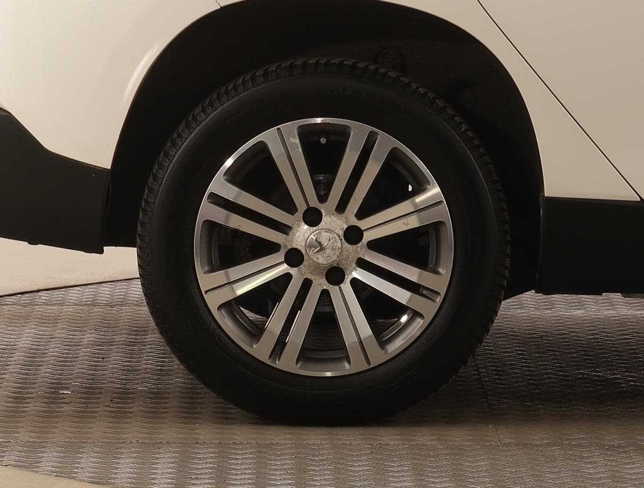 2015 Peugeot 2008 - 20