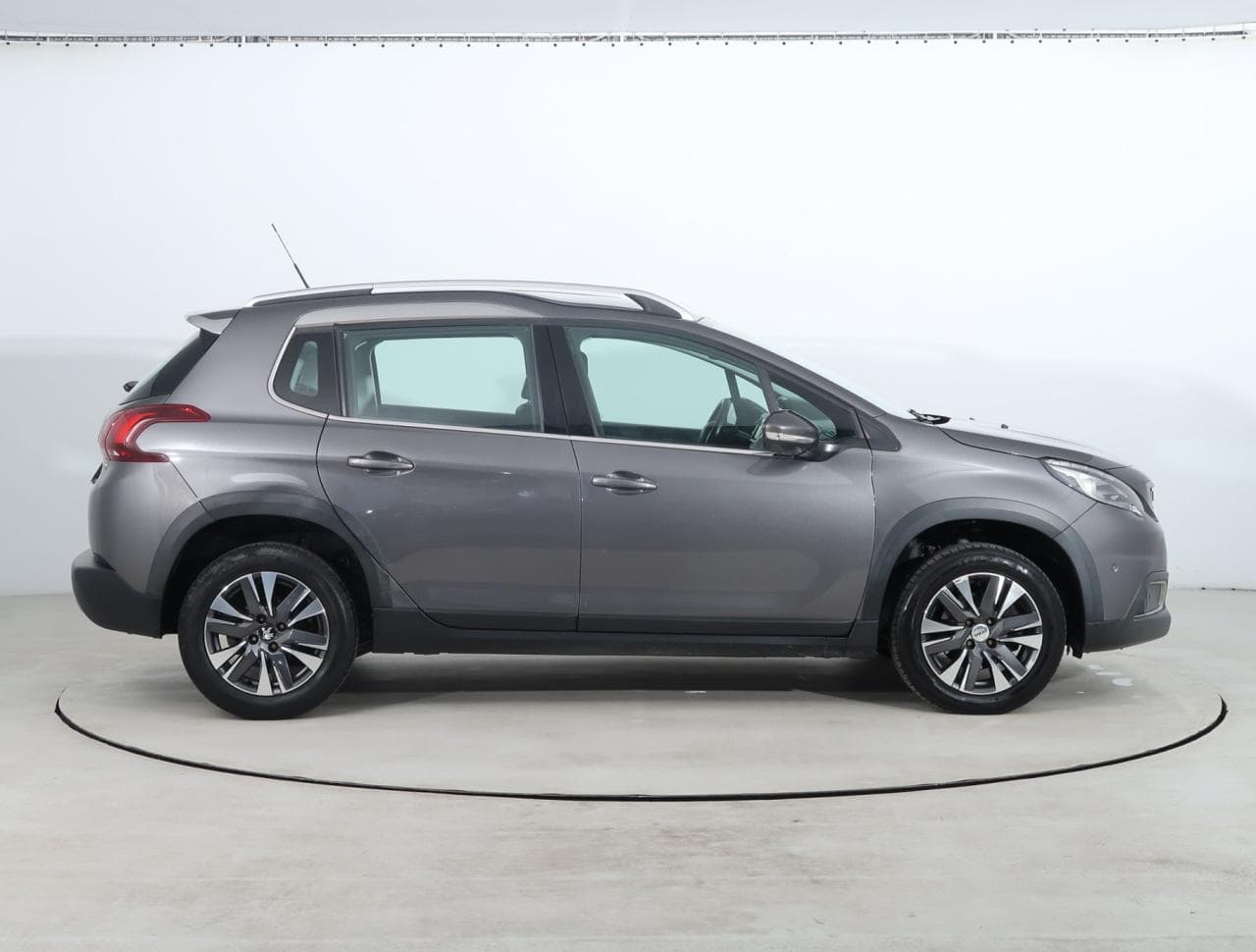 2017 Peugeot 2008 - 8