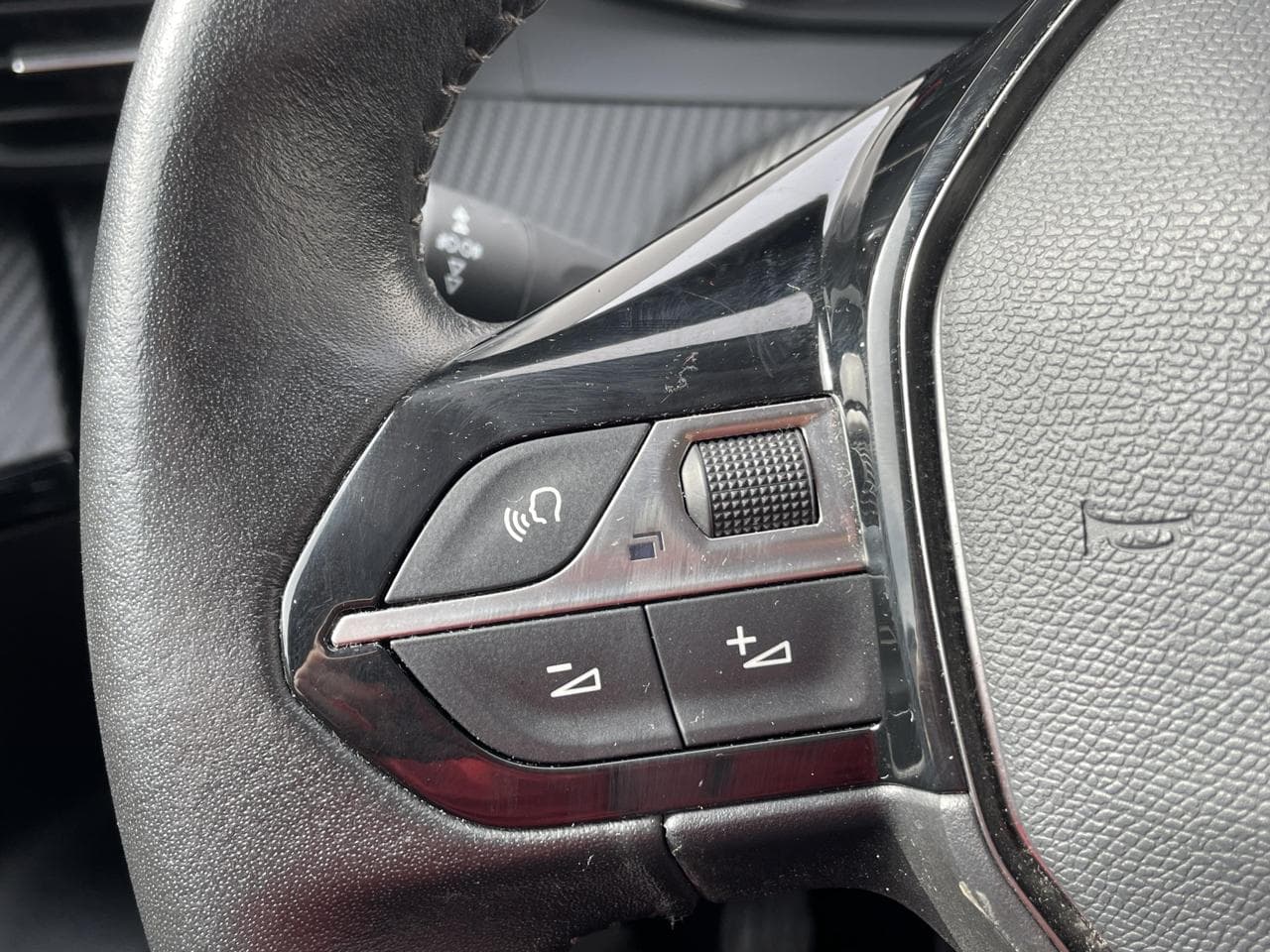 2020 Peugeot 2008 - 15