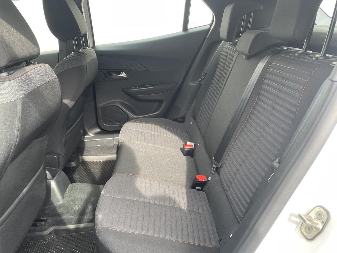 2020 Peugeot 2008 - 10