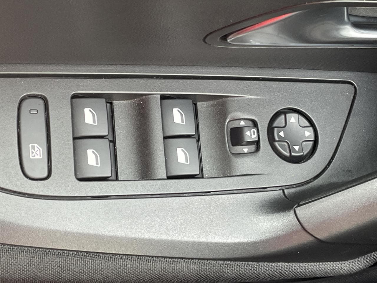 2020 Peugeot 2008 - 19