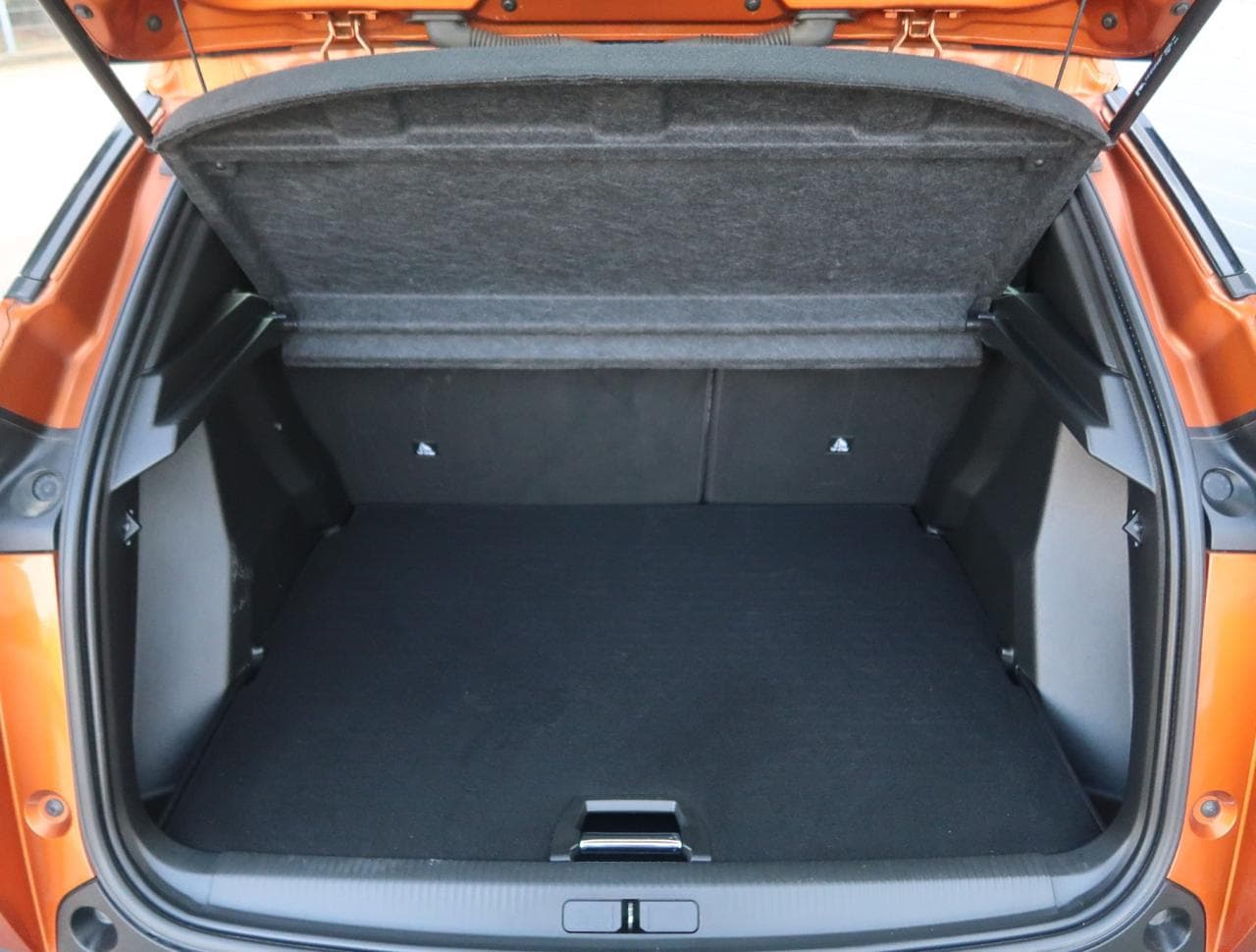 2021 Peugeot 2008 - 19