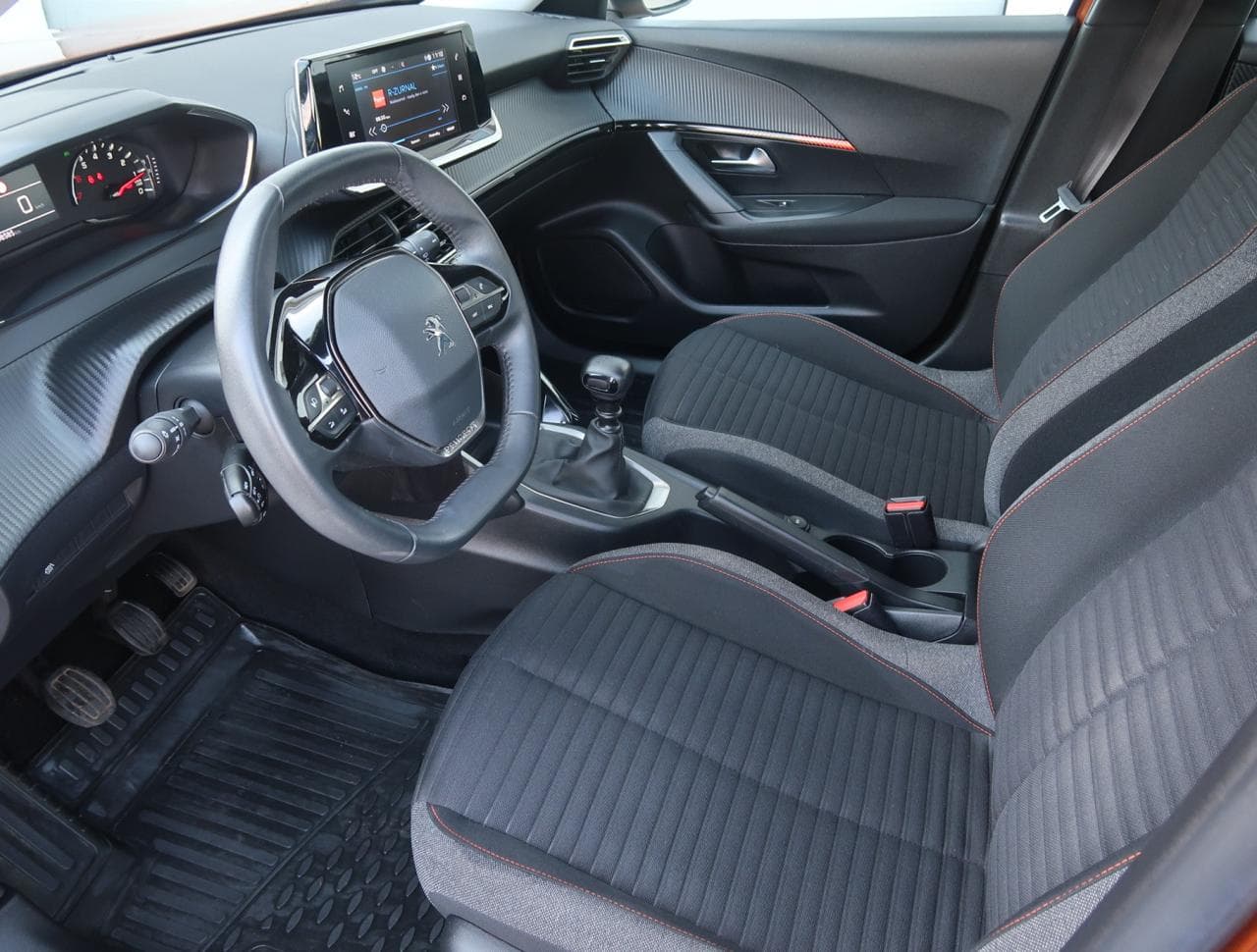 2021 Peugeot 2008 - 16