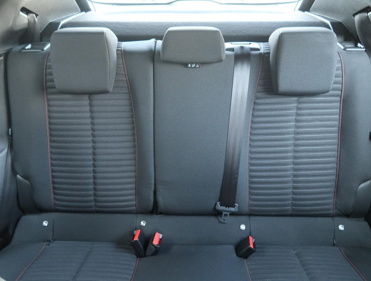 2021 Peugeot 2008 - 14