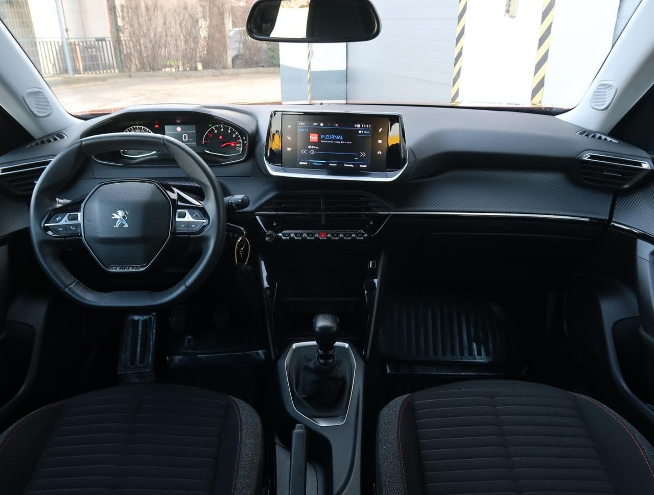 2021 Peugeot 2008 - 10