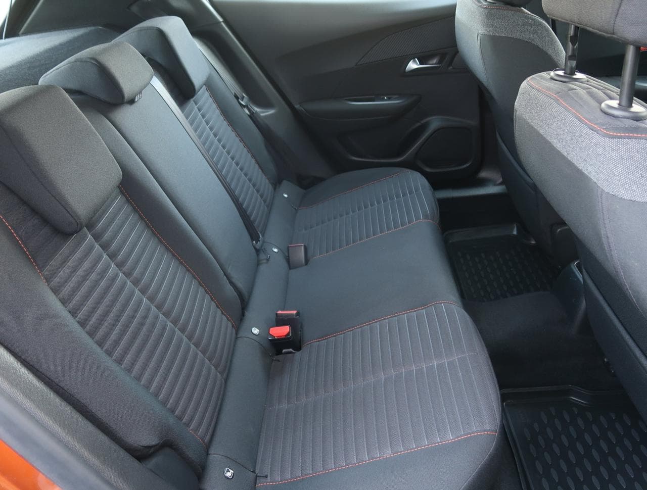 2021 Peugeot 2008 - 13