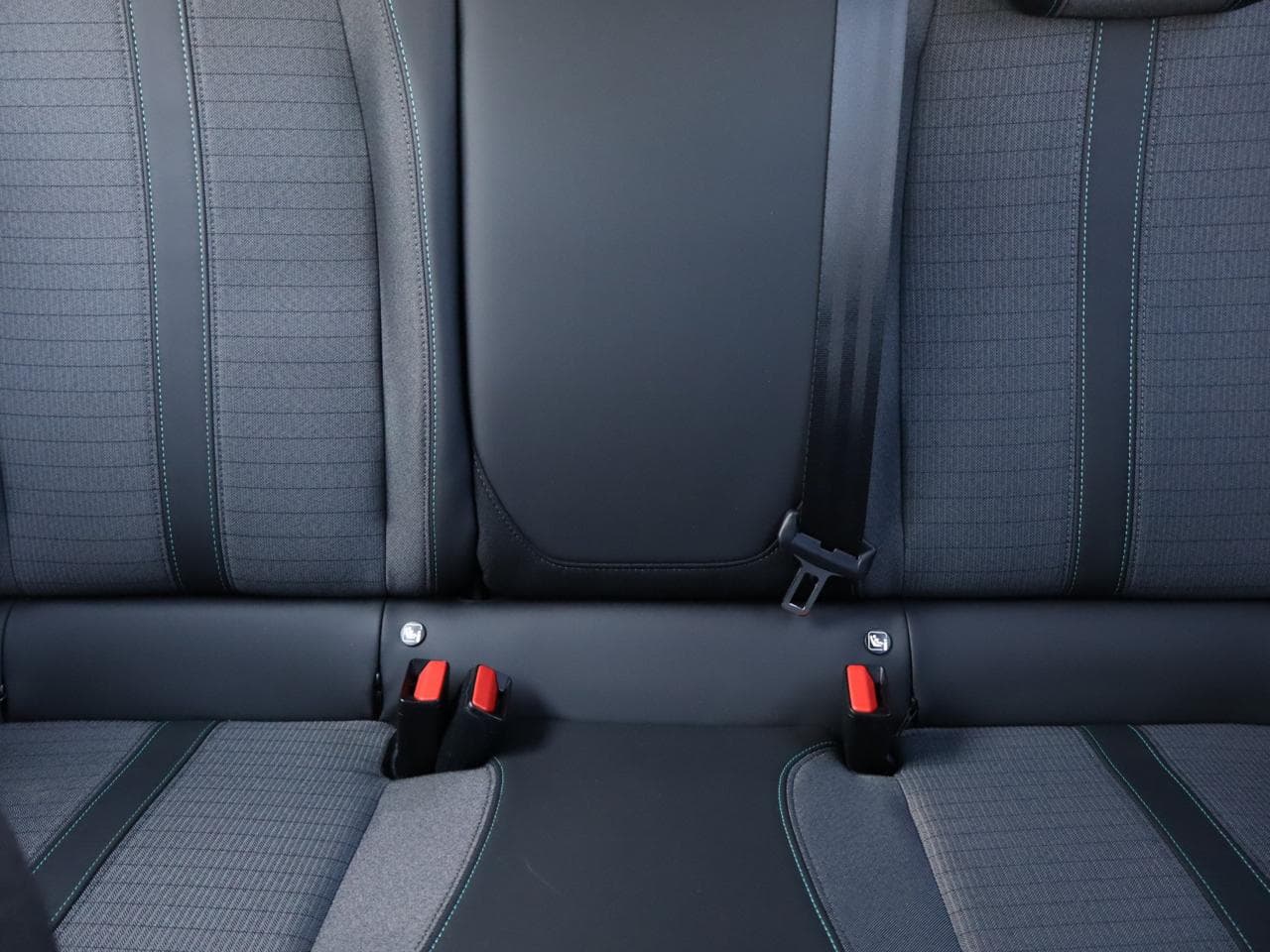 2023 Peugeot 2008 - 12