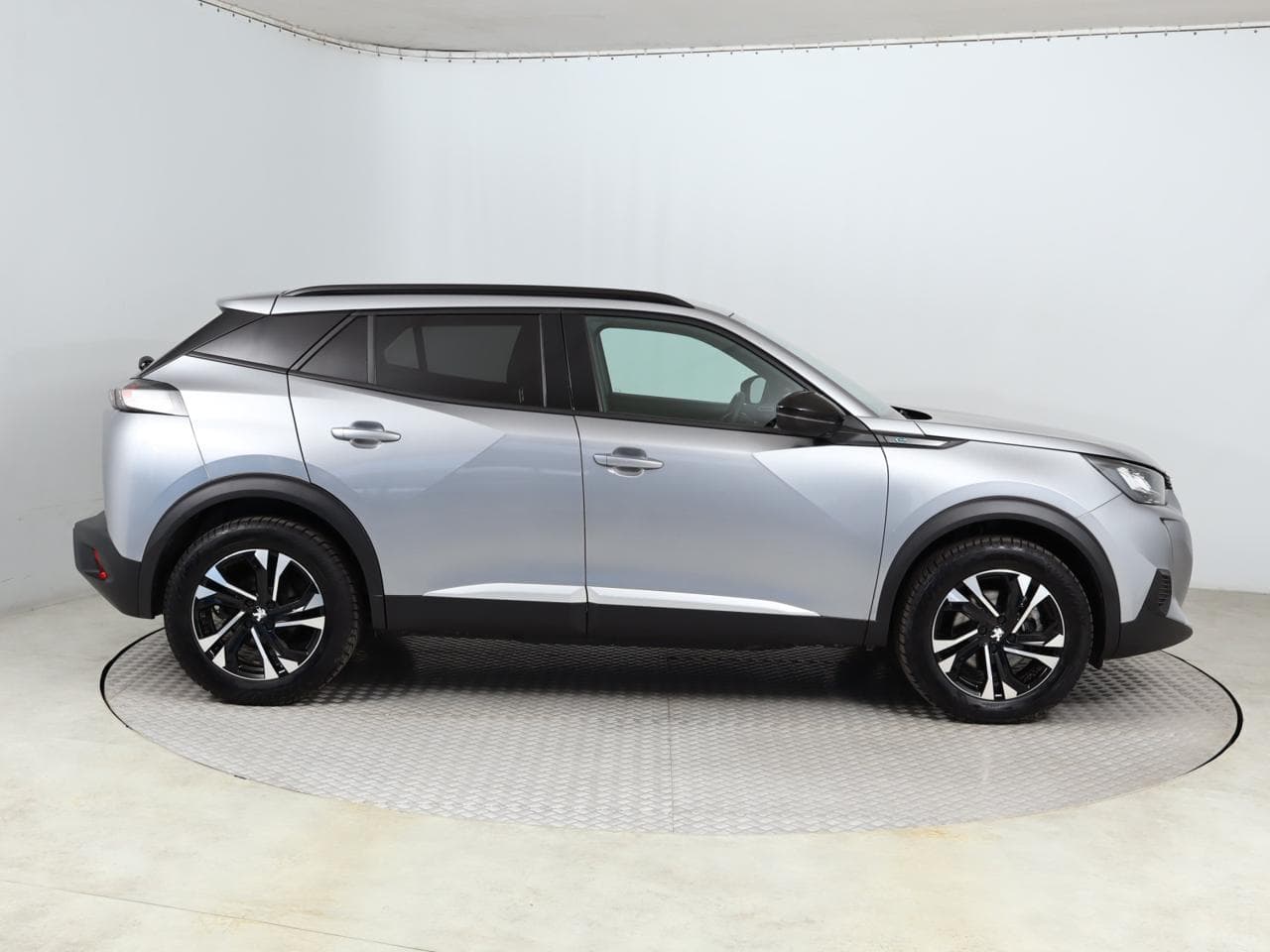 2023 Peugeot 2008 - 8