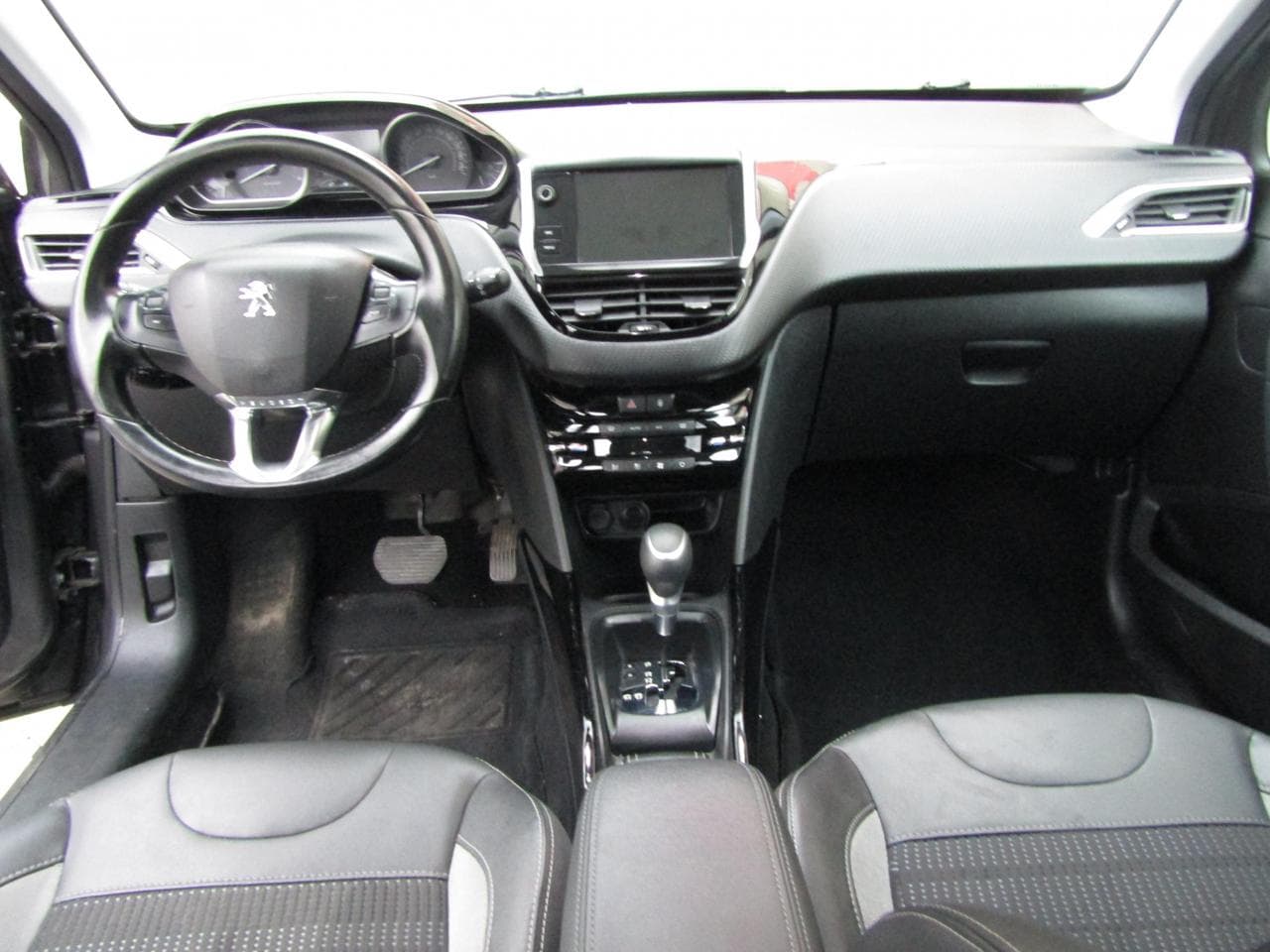 2018 Peugeot 2008 - 8