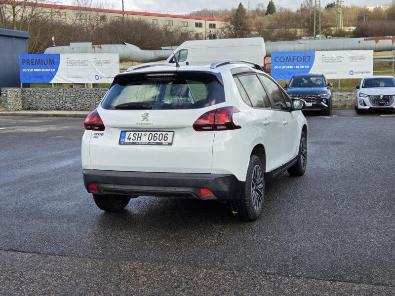 2017 Peugeot 2008 - 5