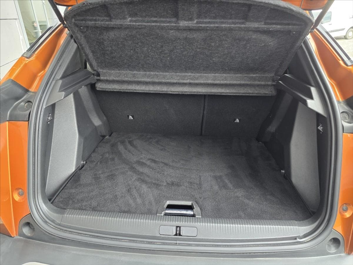 2021 Peugeot 2008 - 15