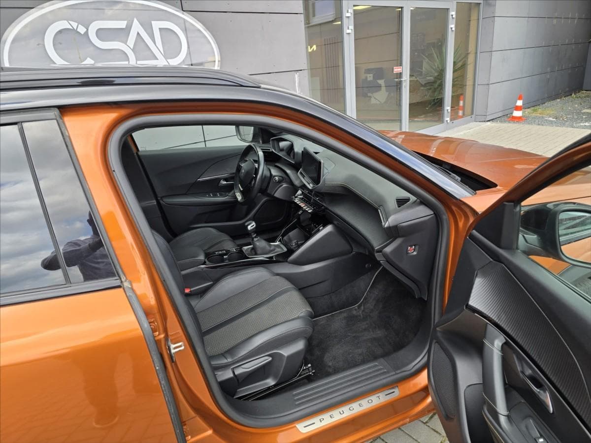 2021 Peugeot 2008 - 14