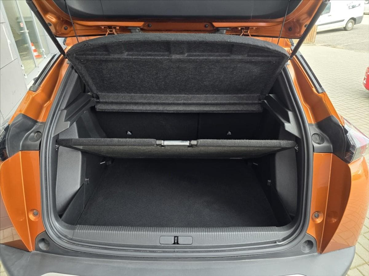 2021 Peugeot 2008 - 16