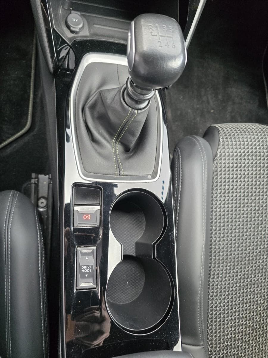 2021 Peugeot 2008 - 8