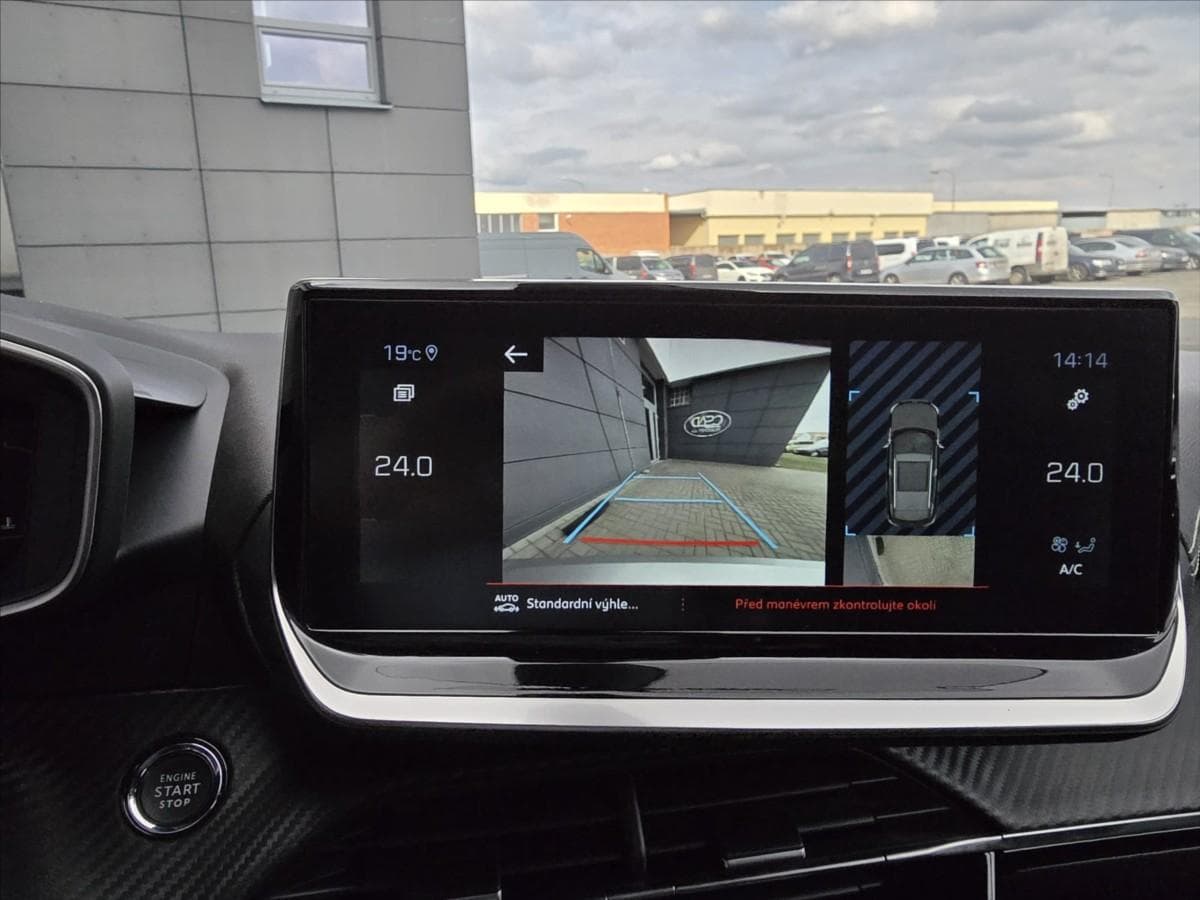 2021 Peugeot 2008 - 13