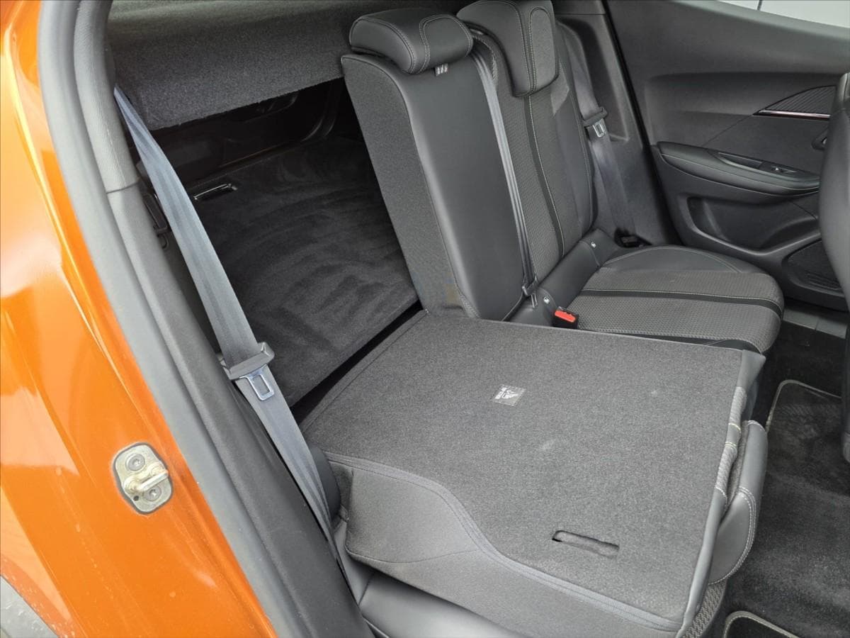 2021 Peugeot 2008 - 9