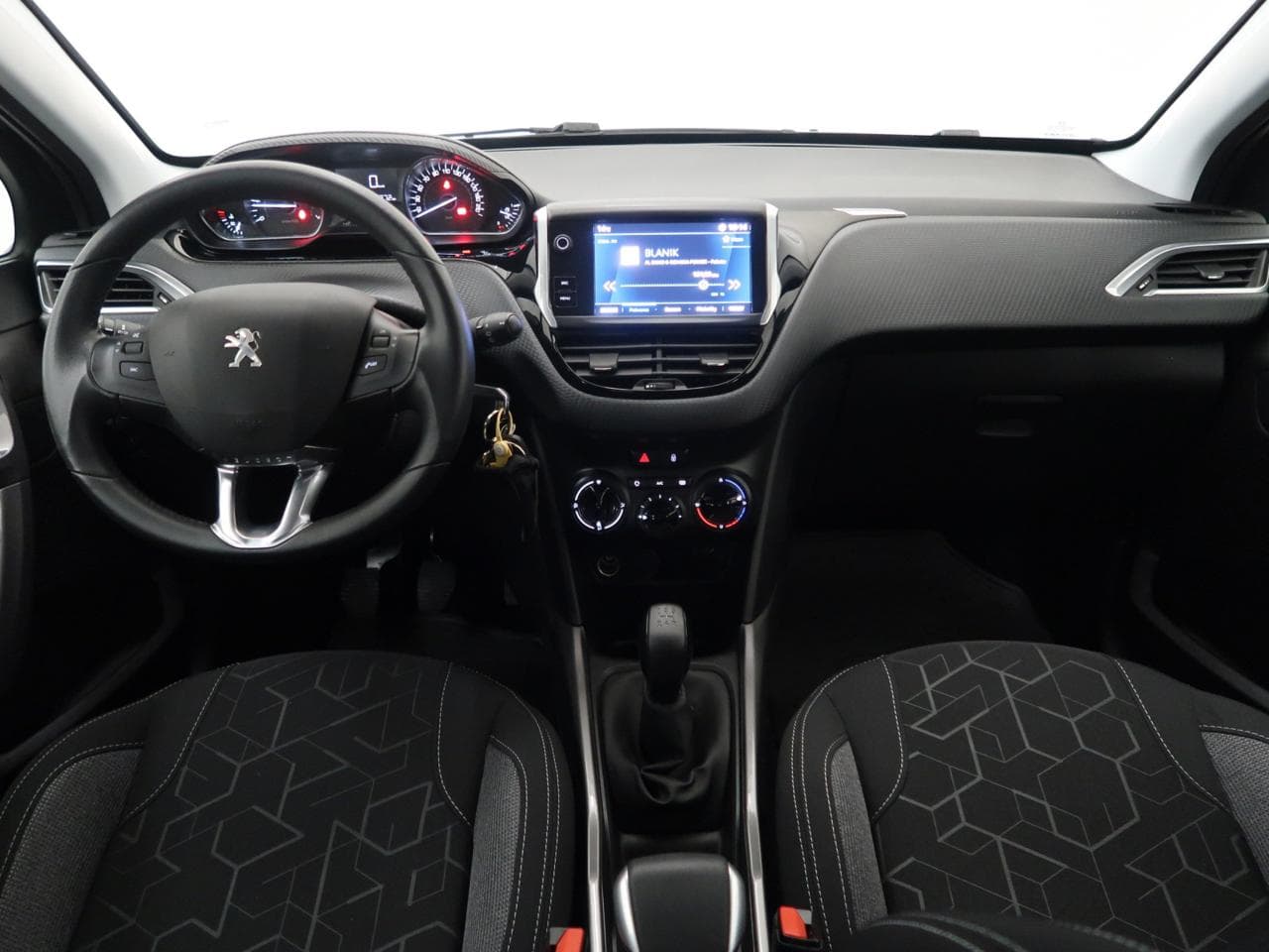 2019 Peugeot 2008 - 9