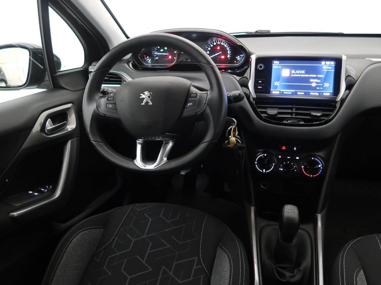 2019 Peugeot 2008 - 10