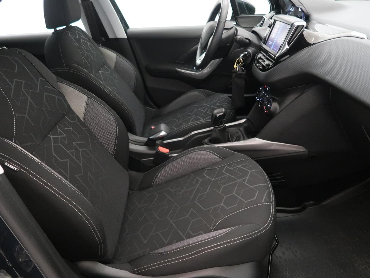 2019 Peugeot 2008 - 12