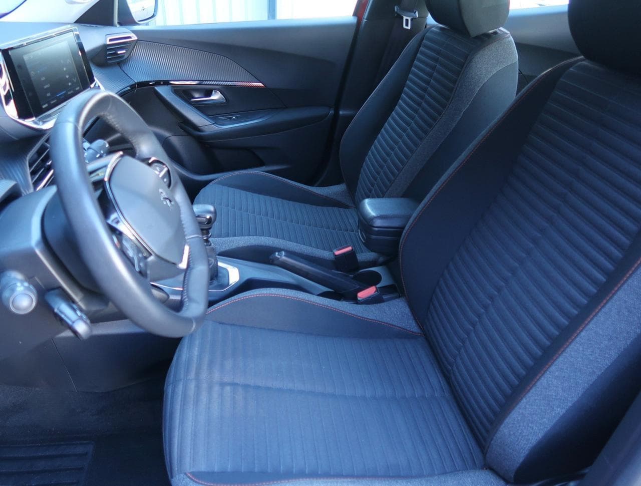 2022 Peugeot 2008 - 16