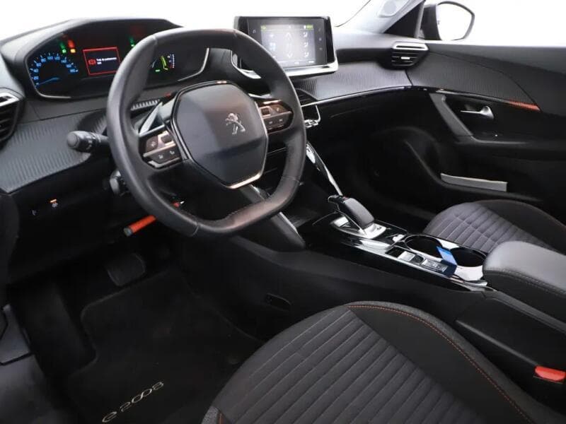 2021 Peugeot 2008 - 3