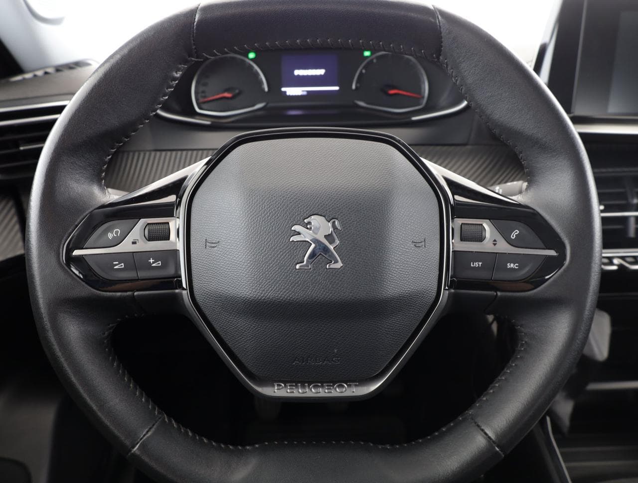 2021 Peugeot 2008 - 14