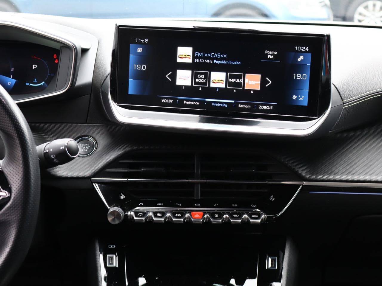 2021 Peugeot 2008 - 16