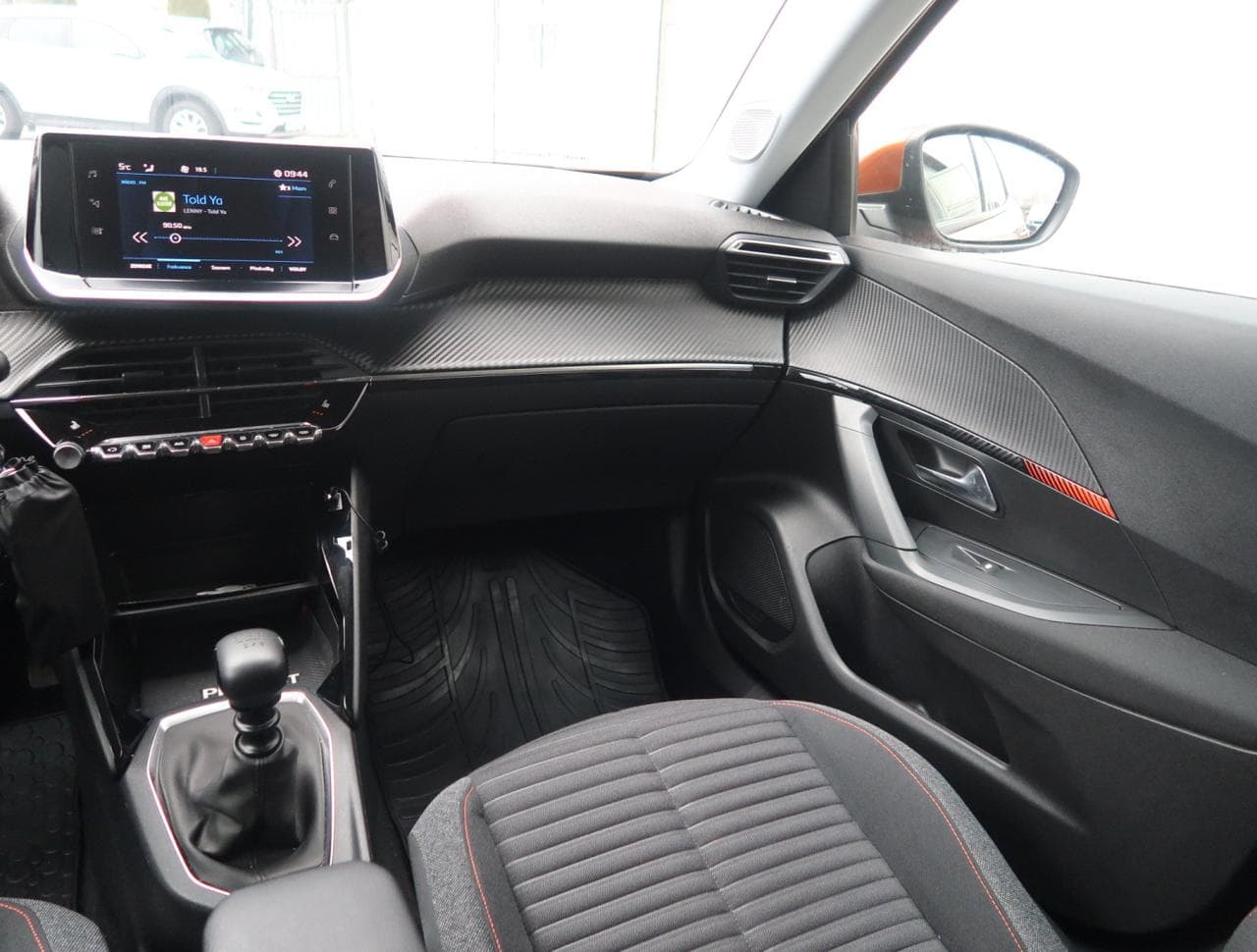 2020 Peugeot 2008 - 11