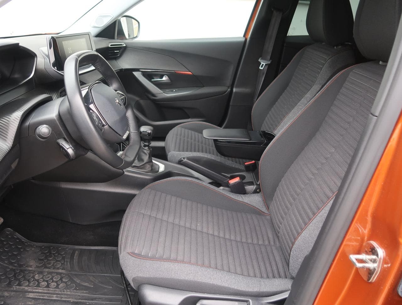 2020 Peugeot 2008 - 16