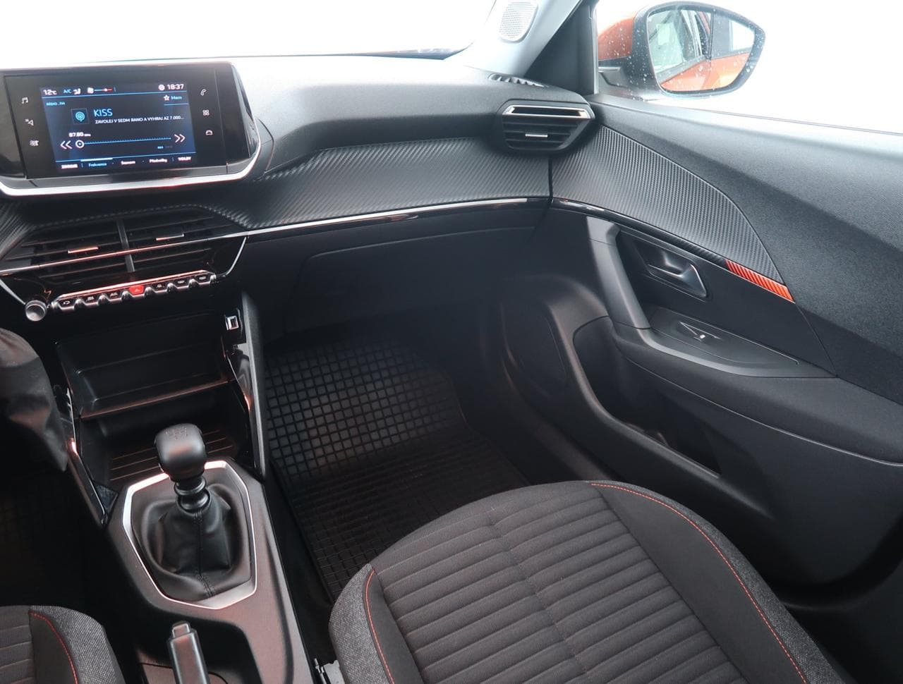 2021 Peugeot 2008 - 11