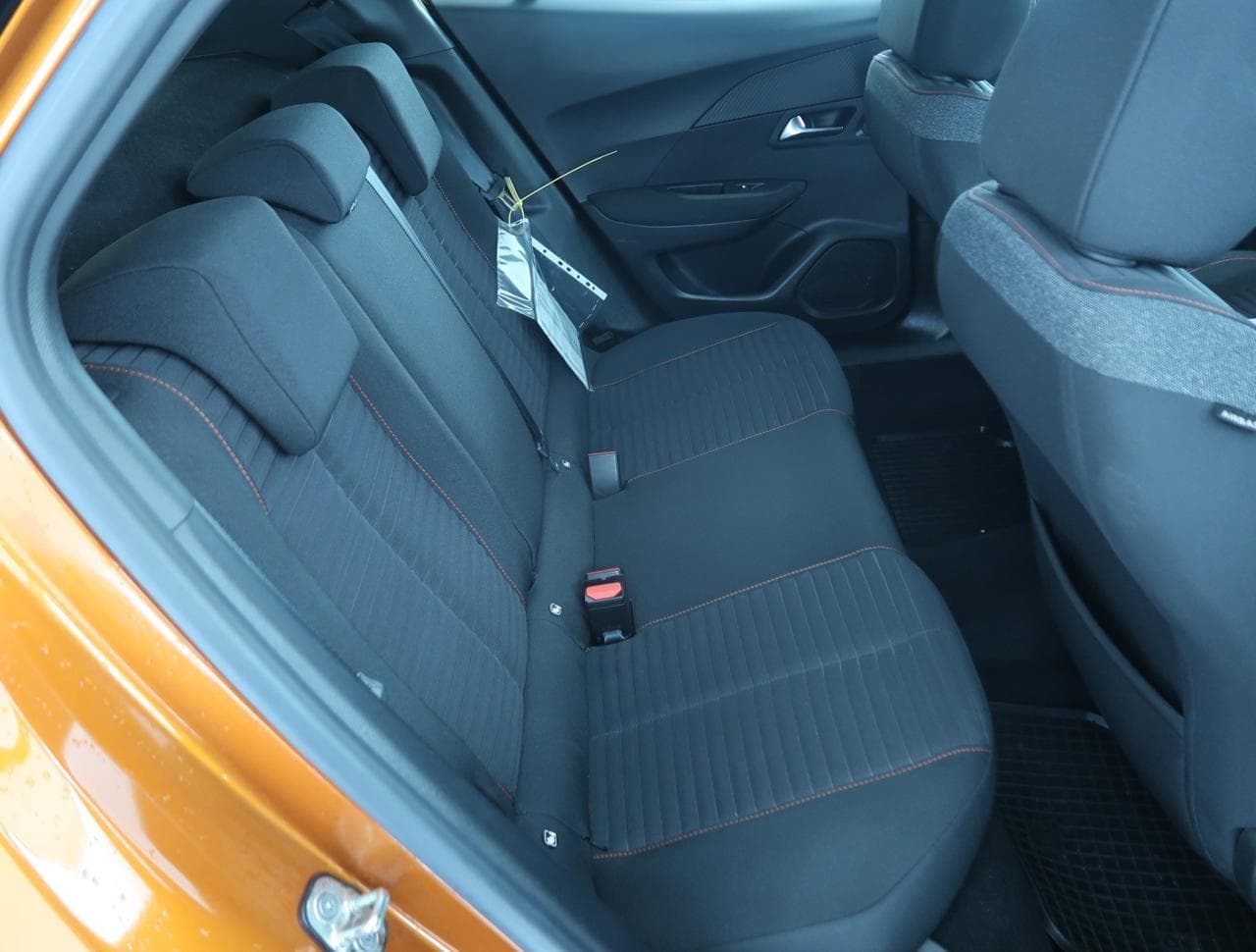 2021 Peugeot 2008 - 13