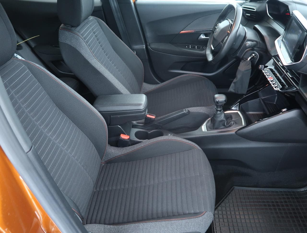 2021 Peugeot 2008 - 12