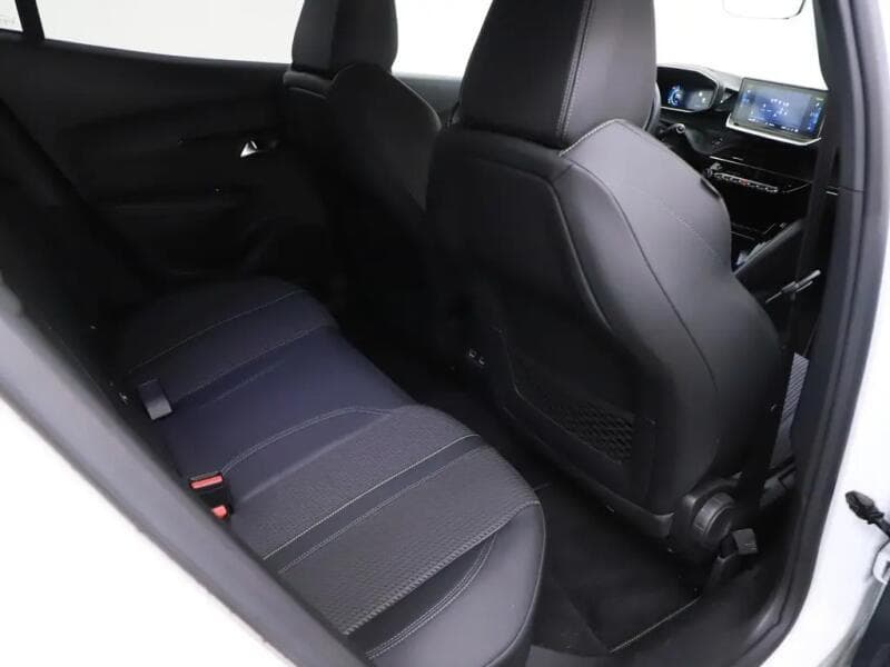 2021 Peugeot 2008 - 8