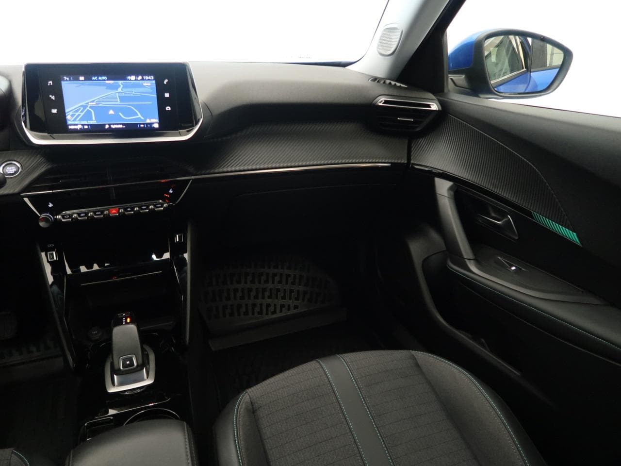 2021 Peugeot 2008 - 11