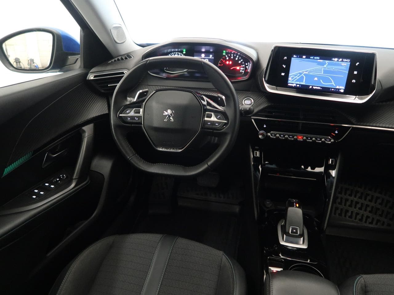 2021 Peugeot 2008 - 9
