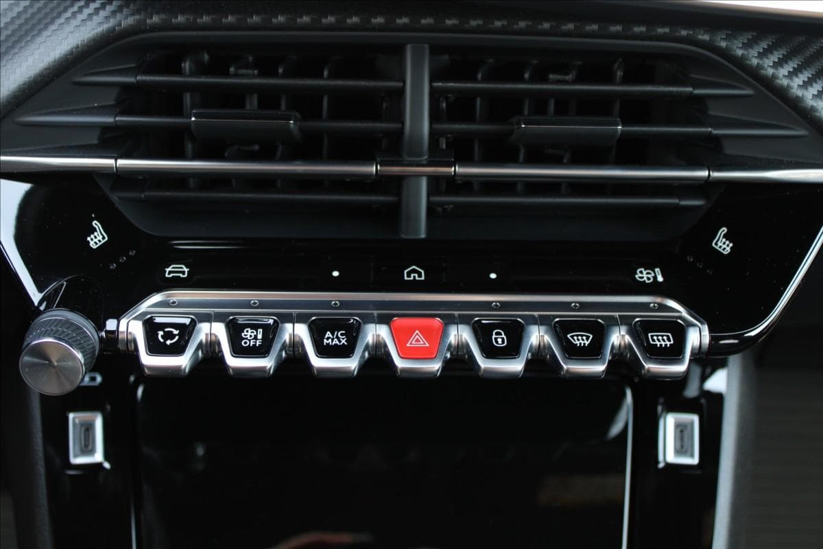 2024 Peugeot 2008 - 19
