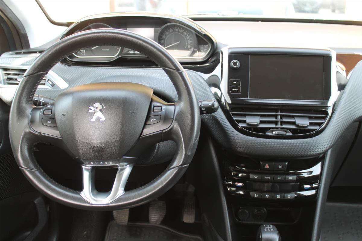 2018 Peugeot 2008 - 10