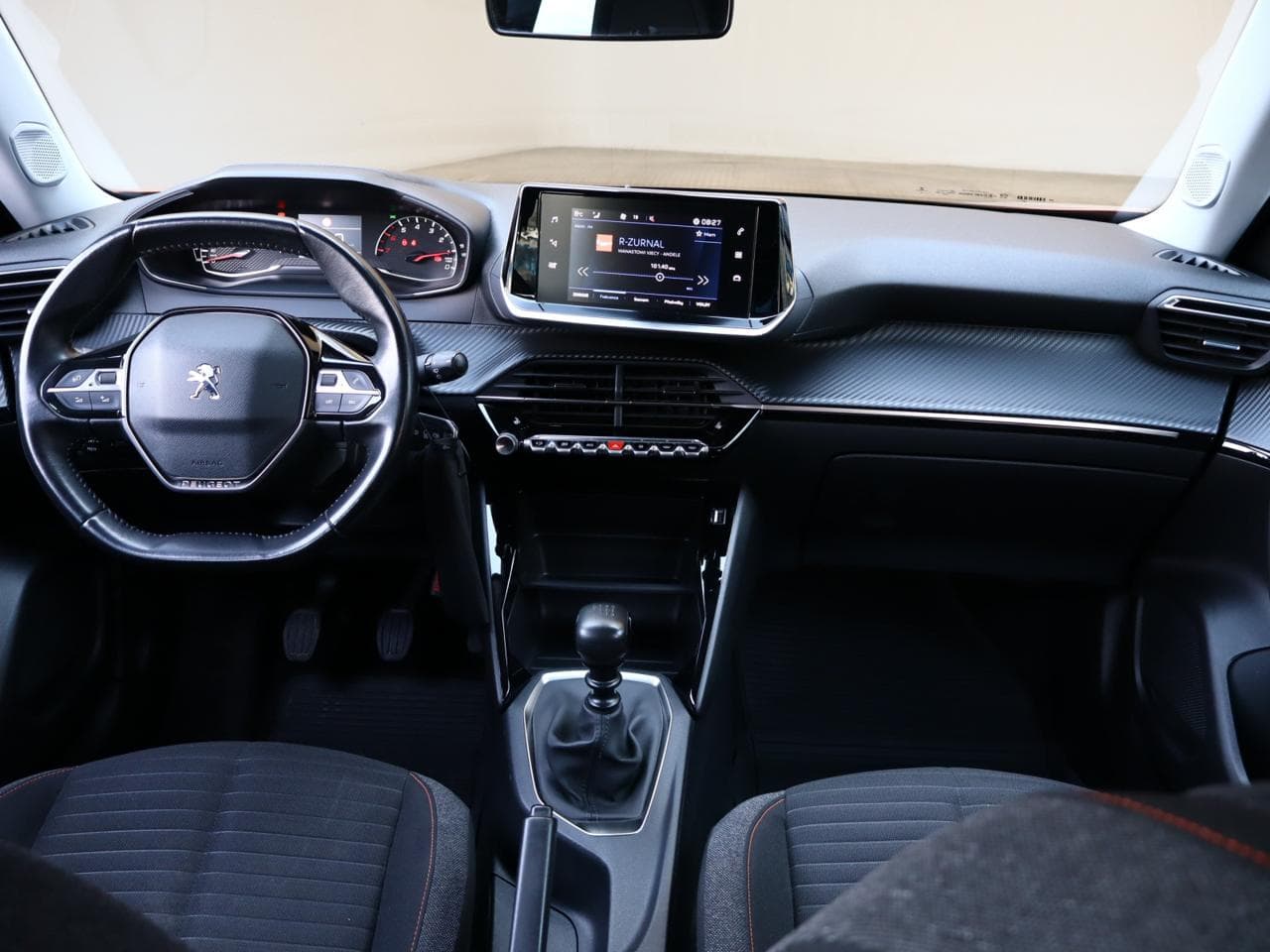 2020 Peugeot 2008 - 9