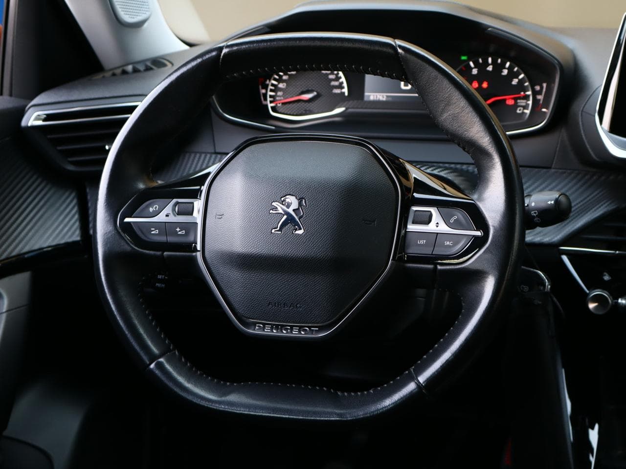 2020 Peugeot 2008 - 18