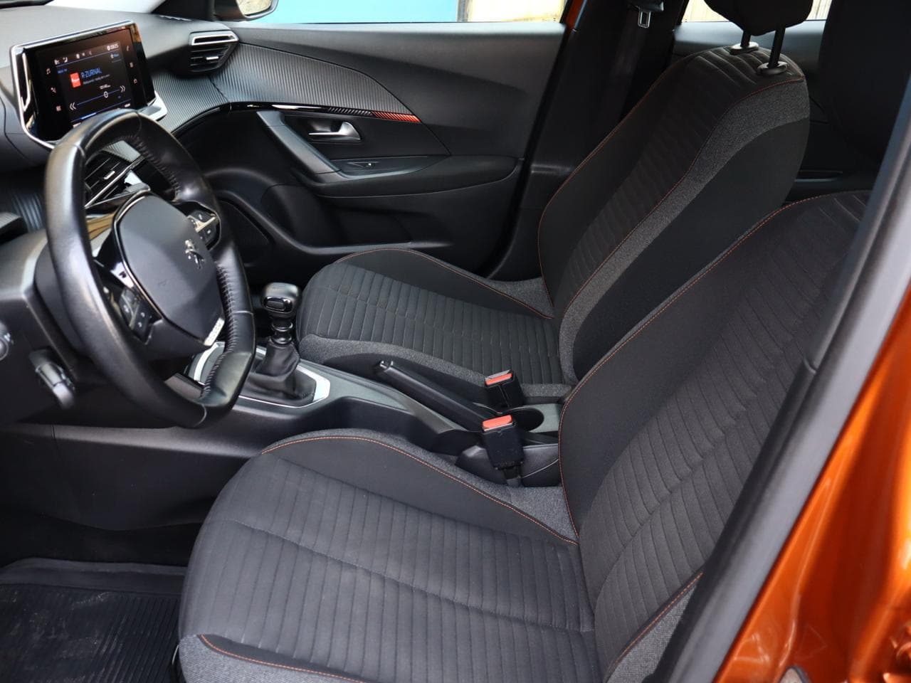 2020 Peugeot 2008 - 14
