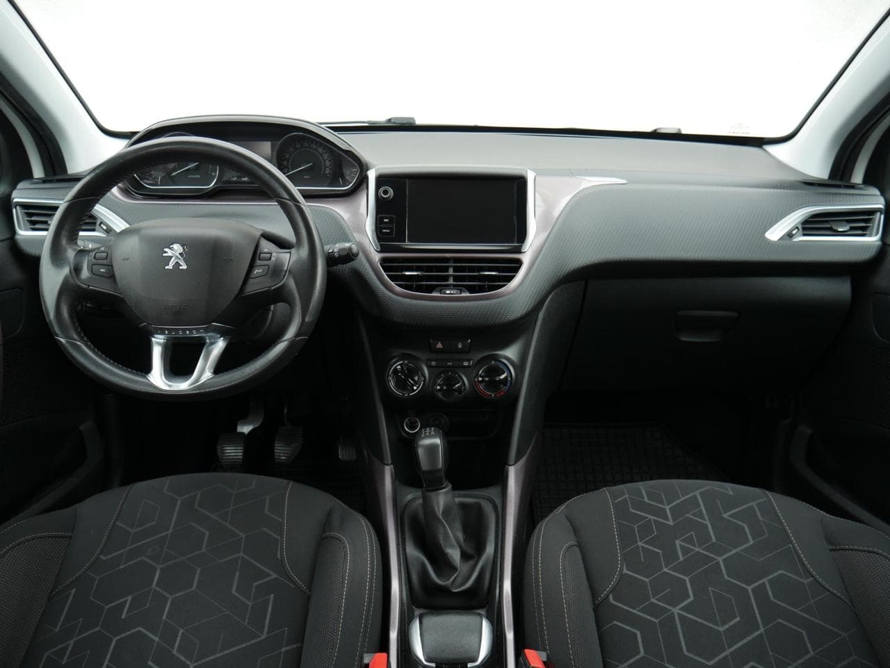 2014 Peugeot 2008 - 8