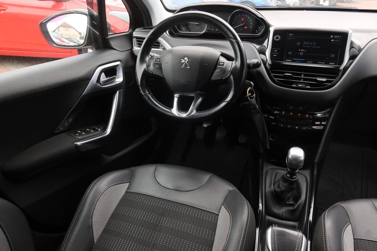 2018 Peugeot 2008 - 16