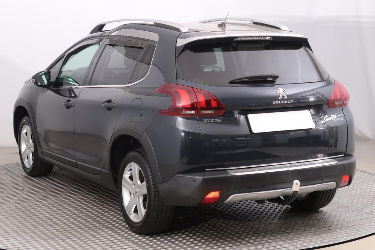 2018 Peugeot 2008 - 9