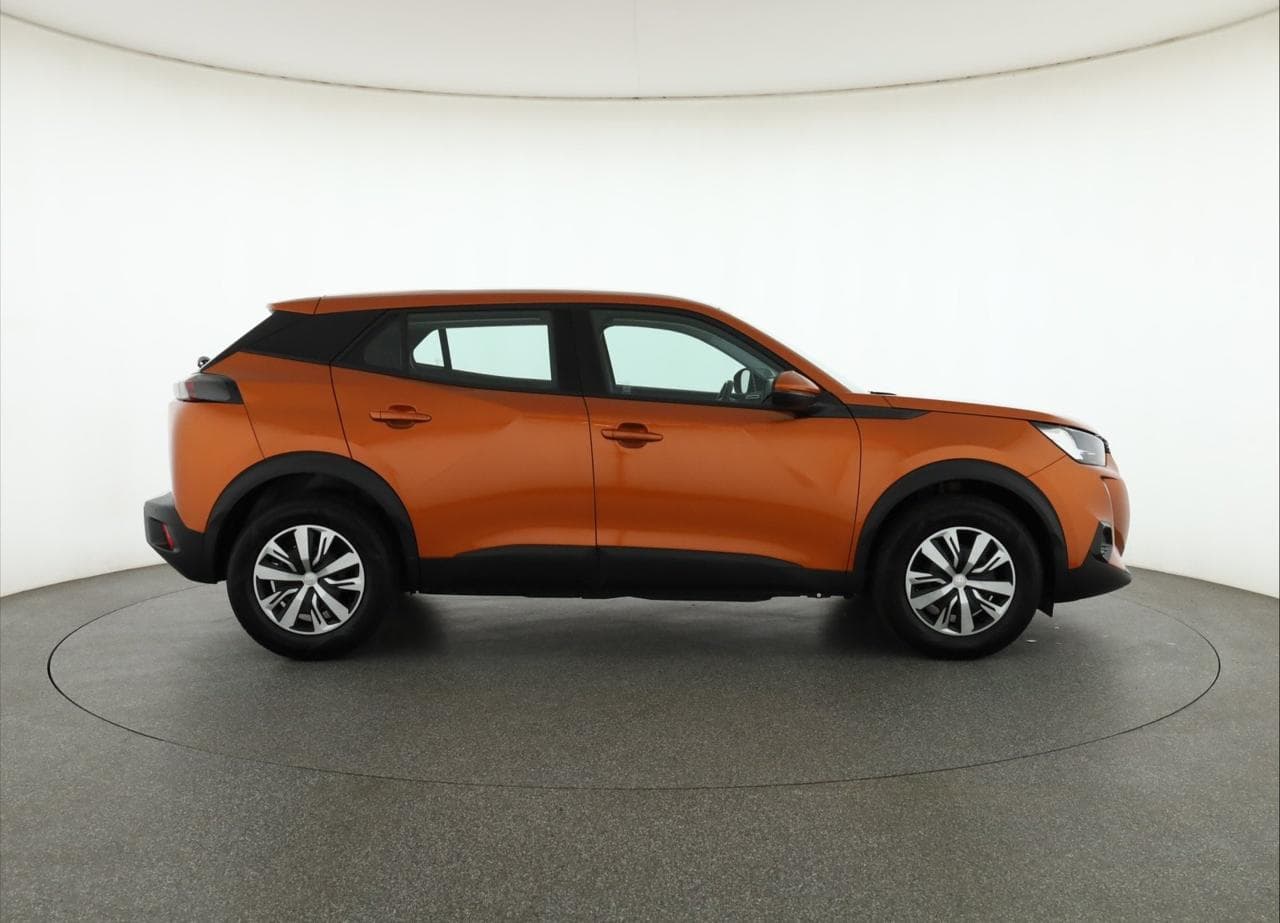 2021 Peugeot 2008 - 8