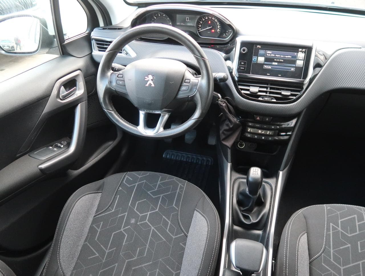 2016 Peugeot 2008 - 9