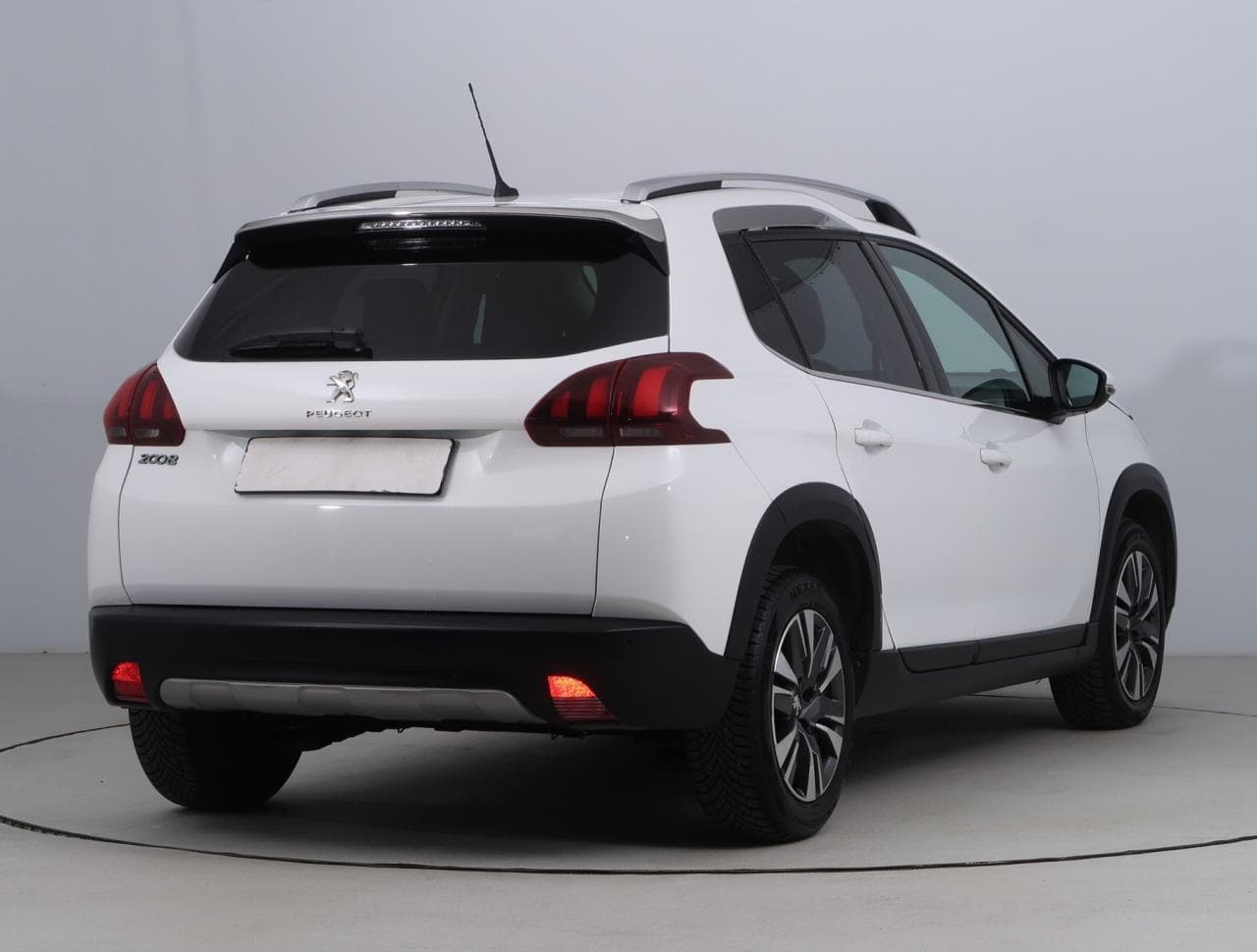 2018 Peugeot 2008 - 7