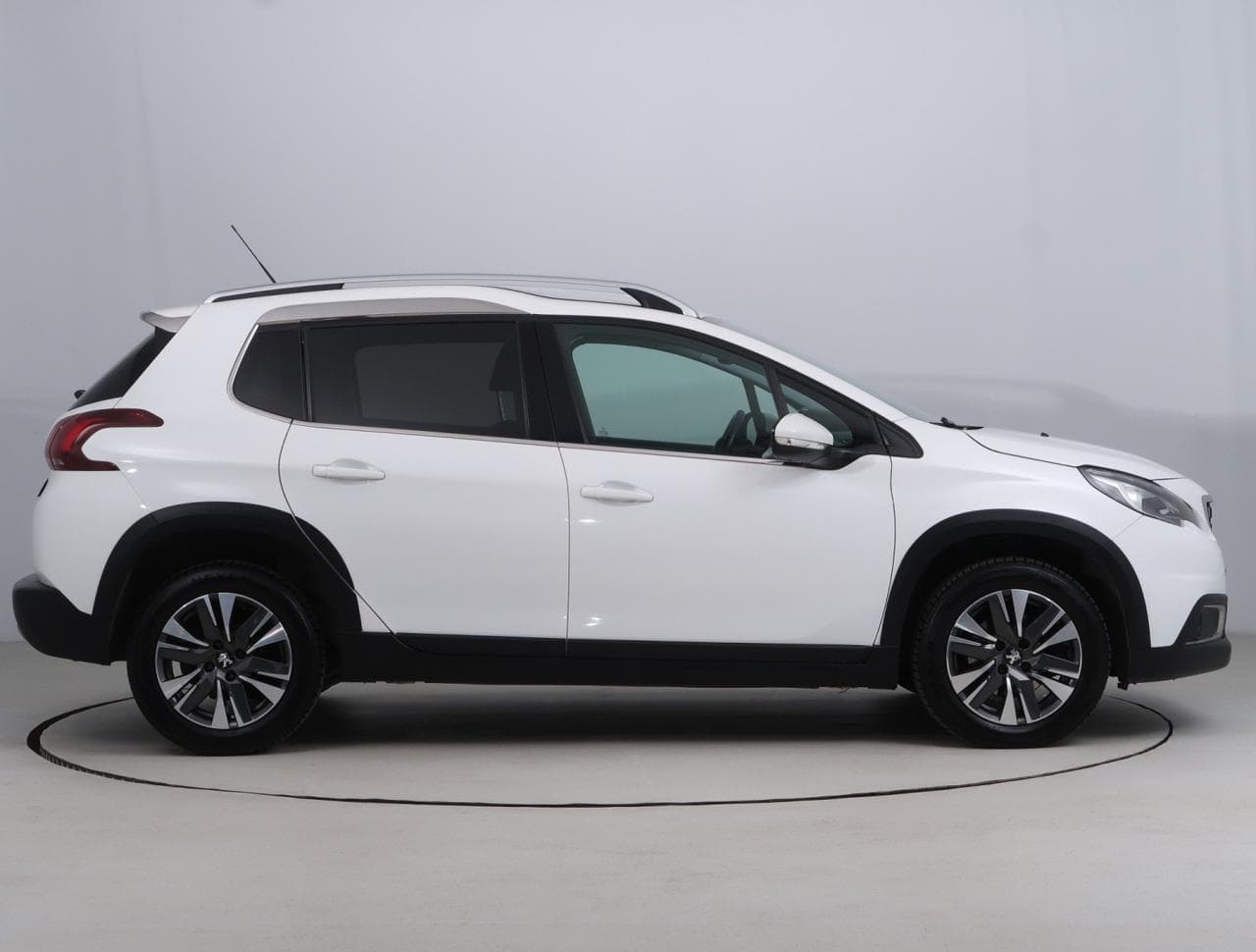 2018 Peugeot 2008 - 8