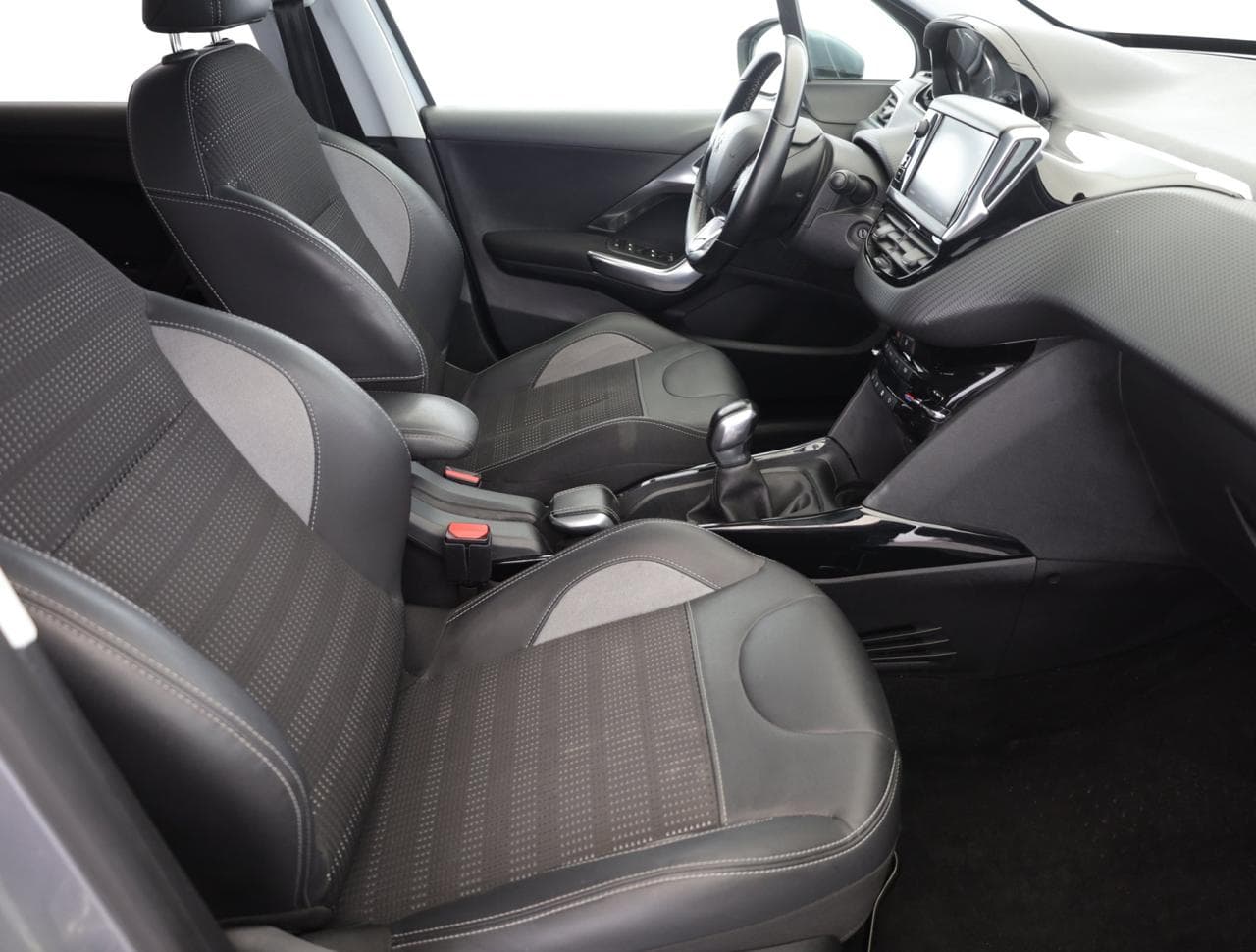 2018 Peugeot 2008 - 17